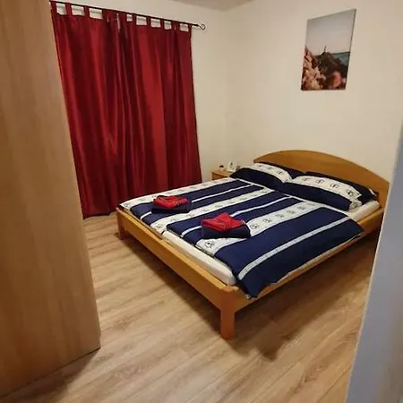 Apartman Apartment *