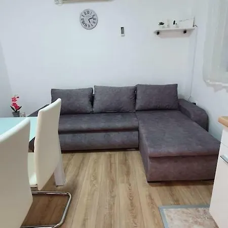 Apartman * Vinišće